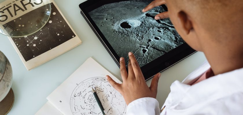 3 Best Books to Learn Astronomy as a Beginner